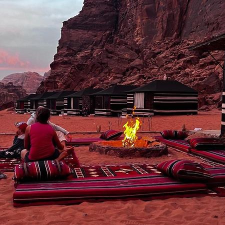 Отель Red Planet Adventures Camp Вади-Рам Экстерьер фото