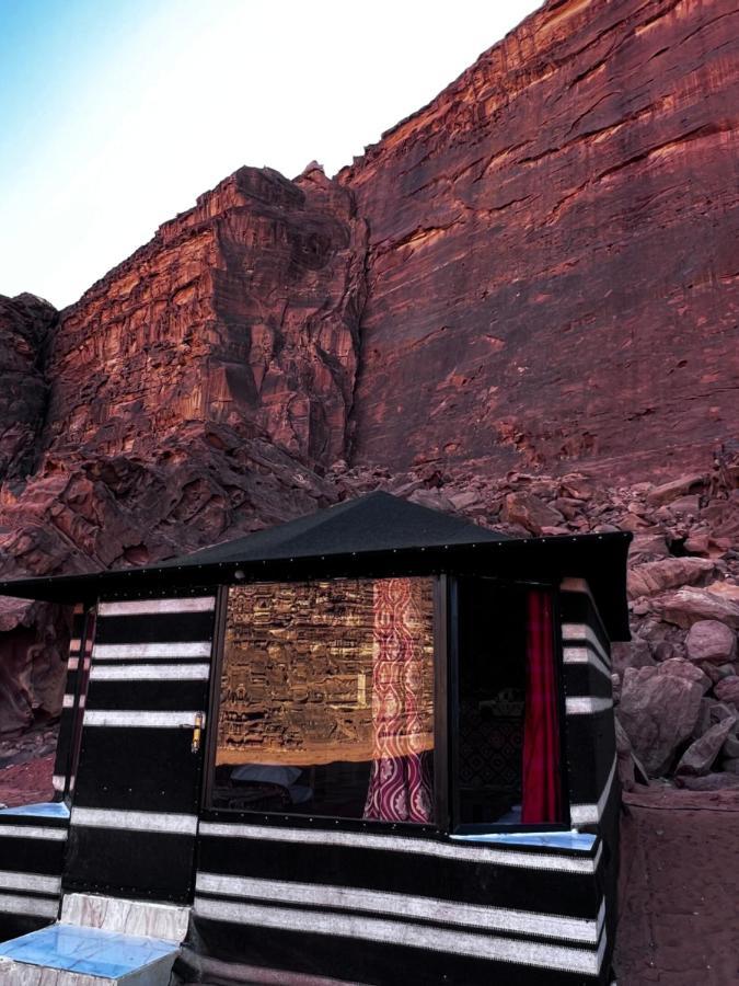 Отель Red Planet Adventures Camp Вади-Рам Экстерьер фото