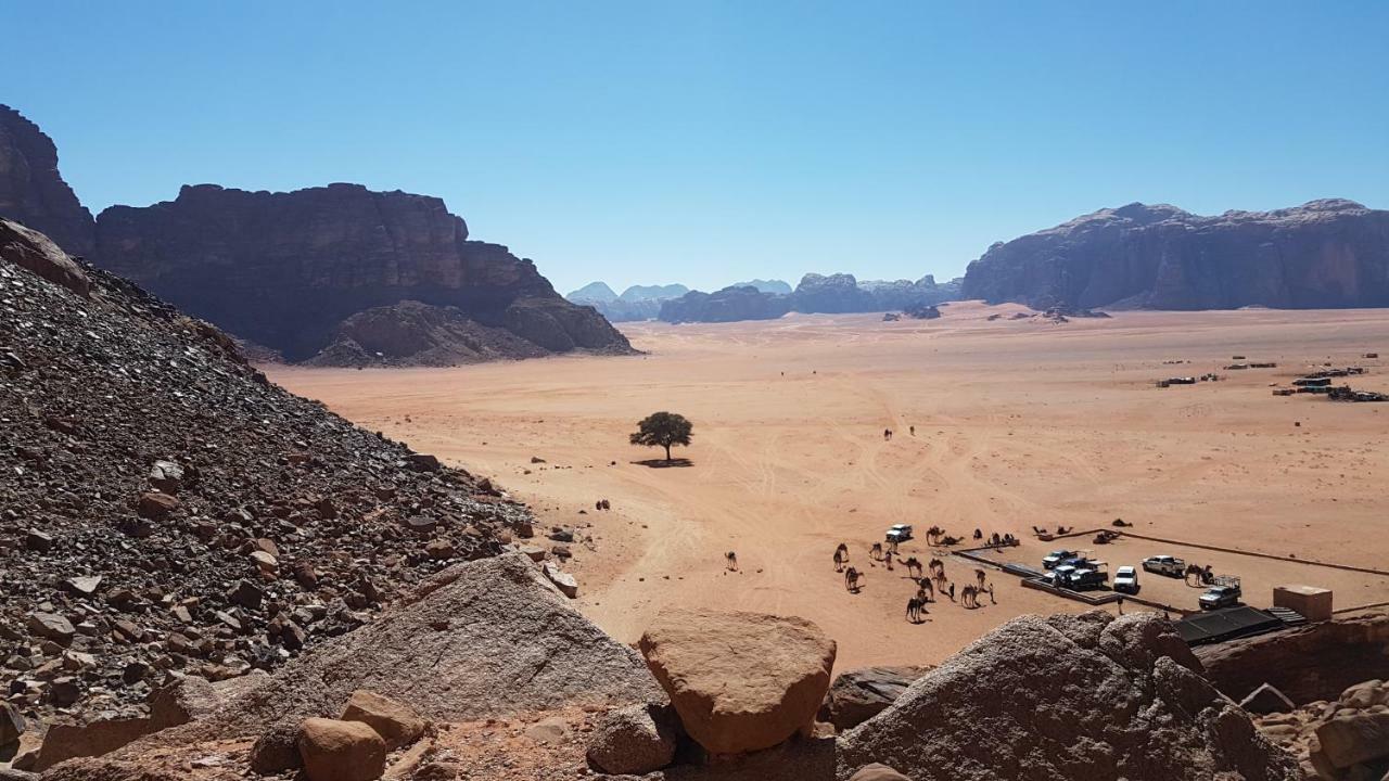 Отель Red Planet Adventures Camp Вади-Рам Экстерьер фото